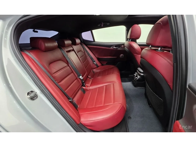 Kia Stinger GT-Line AWD - автомобили, коли, обяви за нови и употребявани 14
