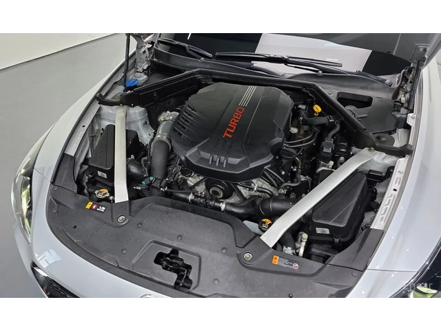Kia Stinger GT-Line AWD - автомобили, коли, обяви за нови и употребявани 3
