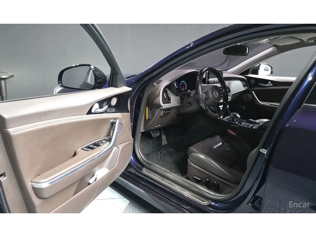 Kia Stinger MASTERS 4X4 - автомобили, коли, обяви за нови и употребявани 7