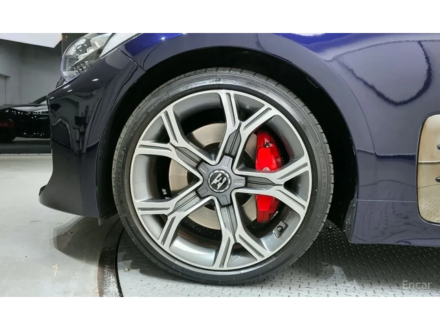 Kia Stinger GT-Line AWD - автомобили, коли, обяви за нови и употребявани 2