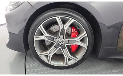 kia-stinger - 2