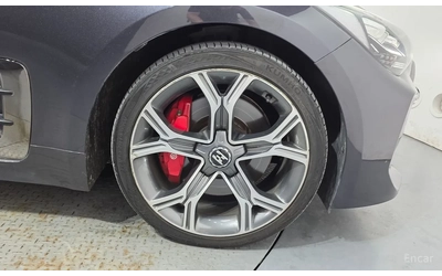 Kia Stinger GT-line - автомобили, коли, обяви за нови и употребявани 13