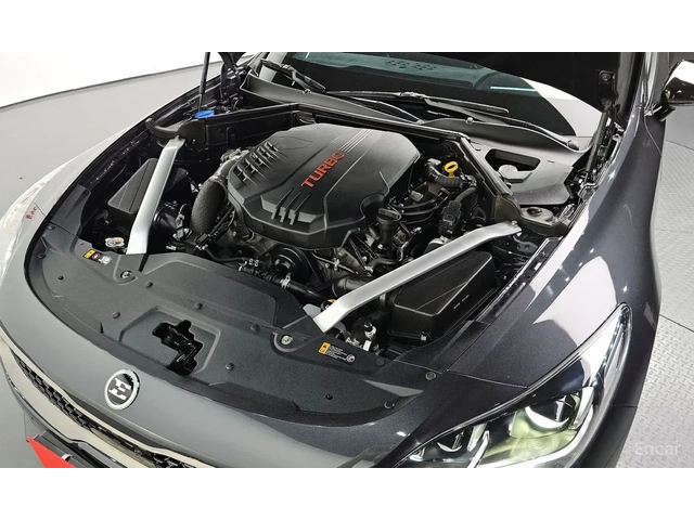 Kia Stinger GT AWD - автомобили, коли, обяви за нови и употребявани 3