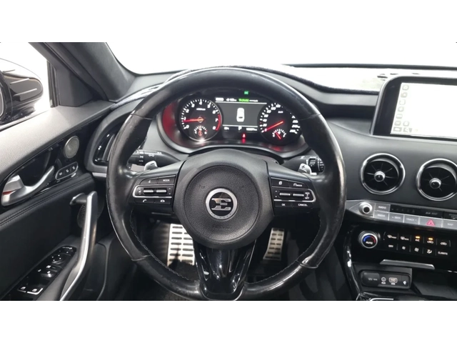 Kia Stinger 2.0 Turbo / GT line Platinum / ОБДУХ / 360 КАМЕРИ - автомобили, коли, обяви за нови и употребявани 11