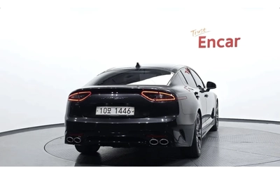 kia-stinger - 3