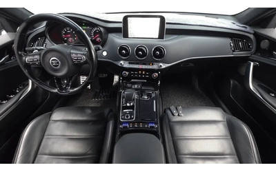 kia-stinger - 5