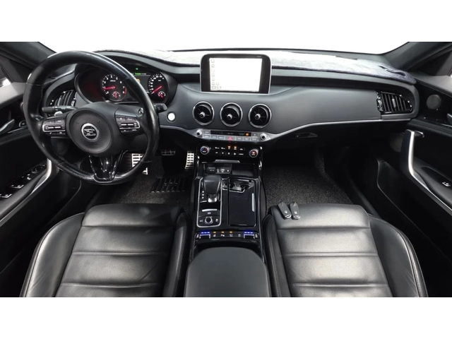 Kia Stinger 2.0 Turbo / GT line Platinum / ОБДУХ / 360 КАМЕРИ - автомобили, коли, обяви за нови и употребявани 5