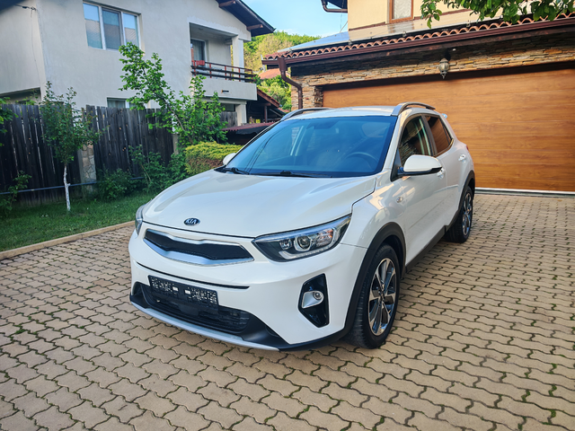 Kia Stonic 1.6CRDI-КАМЕРА-CAR PLAY-ANDROID AUTO - автомобили, коли, обяви за нови и употребявани 0