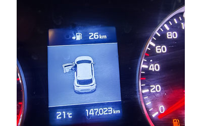 Kia Stonic 1.6CRDI-КАМЕРА-CAR PLAY-ANDROID AUTO - автомобили, коли, обяви за нови и употребявани 13