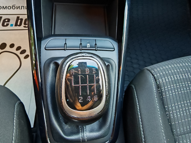 Kia Stonic 1.6CRDI-КАМЕРА-CAR PLAY-ANDROID AUTO - автомобили, коли, обяви за нови и употребявани 15