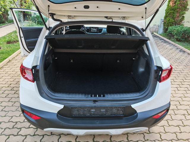 Kia Stonic 1.6CRDI-КАМЕРА-CAR PLAY-ANDROID AUTO - автомобили, коли, обяви за нови и употребявани 17