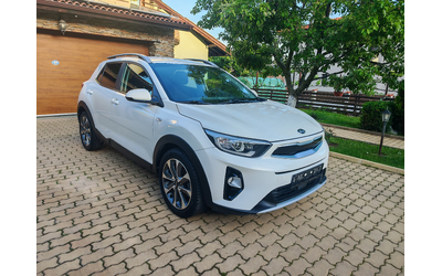 kia-stonic-1-6crdi-kamera-car-play-android-auto - 2