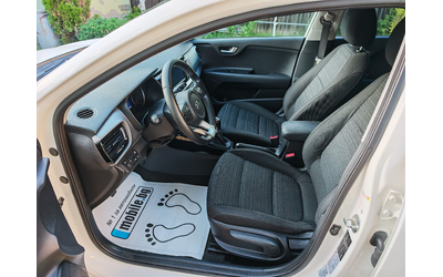 Kia Stonic 1.6CRDI-КАМЕРА-CAR PLAY-ANDROID AUTO - автомобили, коли, обяви за нови и употребявани 6
