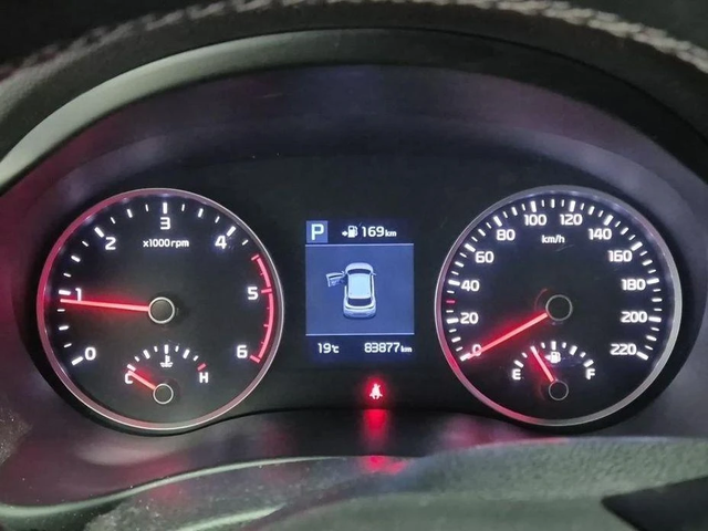 Kia Stonic Diesel 1.6 Trendy * НАЙ-ДОБРА ЦЕНА В БЪЛГАРИЯ* - автомобили, коли, обяви за нови и употребявани 7