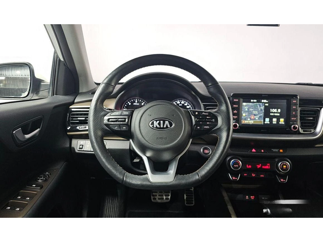 Kia Stonic Diesel 1.6 Prestige * НАЙ-ДОБРА ЦЕНА В БЪЛГАРИЯ* - автомобили, коли, обяви за нови и употребявани 13