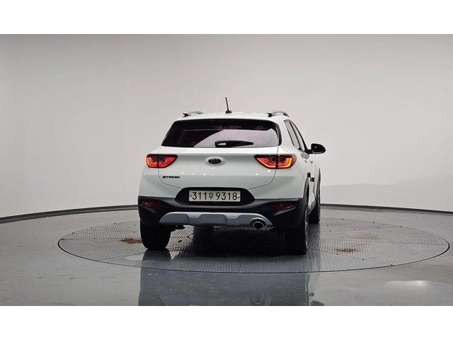 Kia Stonic Diesel 1.6 Prestige * НАЙ-ДОБРА ЦЕНА В БЪЛГАРИЯ* - автомобили, коли, обяви за нови и употребявани 2