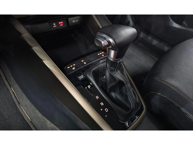 Kia Stonic Diesel 1.6 Prestige * НАЙ-ДОБРА ЦЕНА В БЪЛГАРИЯ* - автомобили, коли, обяви за нови и употребявани 7