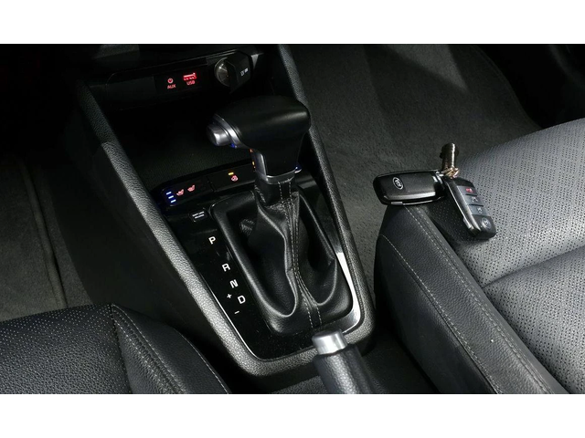 Kia Stonic Diesel 1.6 Trendy * НАЙ-ДОБРА ЦЕНА В БЪЛГАРИЯ* - автомобили, коли, обяви за нови и употребявани 8