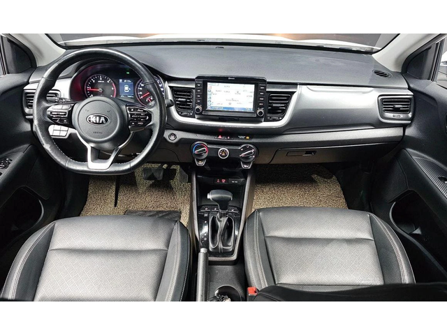 Kia Stonic Diesel 1.6 Trendy * НАЙ-ДОБРА ЦЕНА В БЪЛГАРИЯ* - автомобили, коли, обяви за нови и употребявани 6