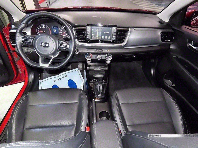 Kia Stonic Diesel 1.6 Trendy * НАЙ-ДОБРА ЦЕНА В БЪЛГАРИЯ* - автомобили, коли, обяви за нови и употребявани 9