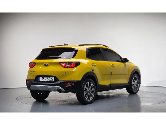 Kia Stonic 1.4 Trendy * НАЙ-ДОБРА ЦЕНА В БЪЛГАРИЯ* - автомобили, коли, обяви за нови и употребявани 1