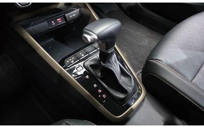 Kia Stonic 1.4 Trendy * НАЙ-ДОБРА ЦЕНА В БЪЛГАРИЯ* - автомобили, коли, обяви за нови и употребявани 8