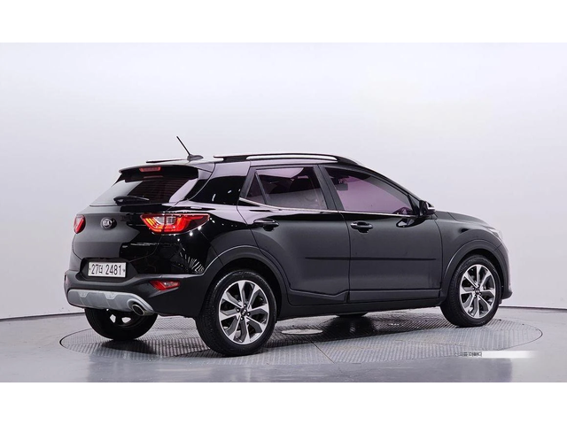 Kia Stonic Diesel 1.6 Trendy * НАЙ-ДОБРА ЦЕНА В БЪЛГАРИЯ* - автомобили, коли, обяви за нови и употребявани 1