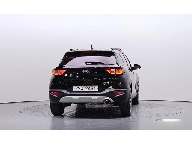 Kia Stonic Diesel 1.6 Trendy * НАЙ-ДОБРА ЦЕНА В БЪЛГАРИЯ* - автомобили, коли, обяви за нови и употребявани 3