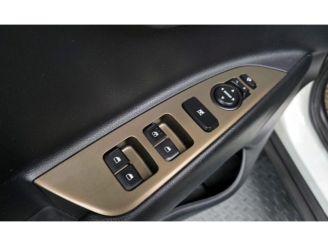 Kia Stonic Diesel 1.6 Prestige * НАЙ-ДОБРА ЦЕНА В БЪЛГАРИЯ* - автомобили, коли, обяви за нови и употребявани 13