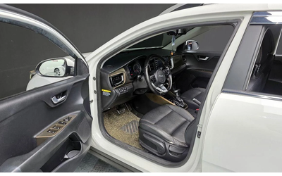 Kia Stonic Diesel 1.6 Prestige * НАЙ-ДОБРА ЦЕНА В БЪЛГАРИЯ* - автомобили, коли, обяви за нови и употребявани 9