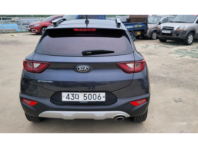 Kia Stonic Diesel 1.6 Trendy * НАЙ-ДОБРА ЦЕНА В БЪЛГАРИЯ* - автомобили, коли, обяви за нови и употребявани 7