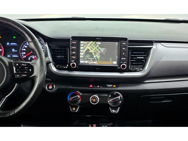 Kia Stonic Diesel 1.6 Trendy * НАЙ-ДОБРА ЦЕНА В БЪЛГАРИЯ* - автомобили, коли, обяви за нови и употребявани 13