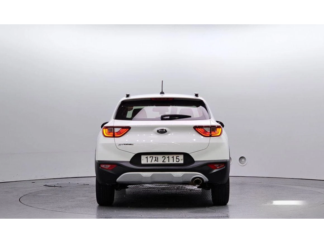 Kia Stonic Diesel 1.6 Trendy * НАЙ-ДОБРА ЦЕНА В БЪЛГАРИЯ* - автомобили, коли, обяви за нови и употребявани 3