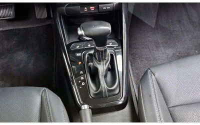 Kia Stonic Diesel 1.6 Trendy * НАЙ-ДОБРА ЦЕНА В БЪЛГАРИЯ* - автомобили, коли, обяви за нови и употребявани 8