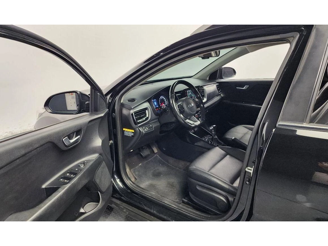 Kia Stonic Diesel 1.6 Trendy * НАЙ-ДОБРА ЦЕНА В БЪЛГАРИЯ* - автомобили, коли, обяви за нови и употребявани 9