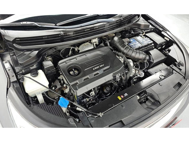 Kia Stonic Diesel 1.6 Prestige * НАЙ-ДОБРА ЦЕНА В БЪЛГАРИЯ* - автомобили, коли, обяви за нови и употребявани 5