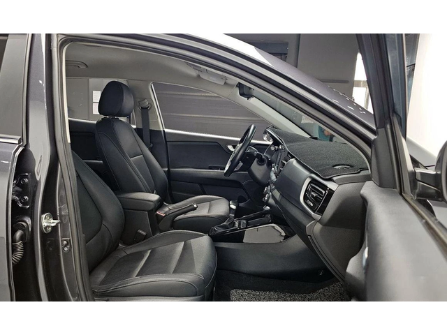 Kia Stonic Diesel 1.6 Prestige * НАЙ-ДОБРА ЦЕНА В БЪЛГАРИЯ* - автомобили, коли, обяви за нови и употребявани 9