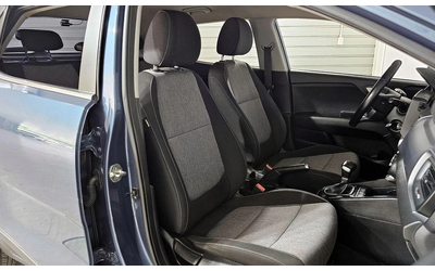 Kia Stonic Diesel 1.6 Deluxe * НАЙ-ДОБРА ЦЕНА В БЪЛГАРИЯ* - автомобили, коли, обяви за нови и употребявани 9