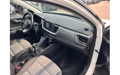 Kia Stonic 1.6CRDI NAVI/KAMERA EURO 6 - автомобили, коли, обяви за нови и употребявани 10