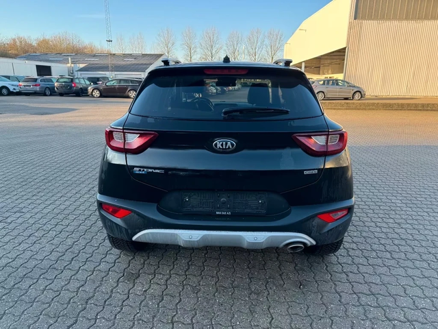 Kia Stonic 1.6d 110ps Vision - автомобили, коли, обяви за нови и употребявани 4