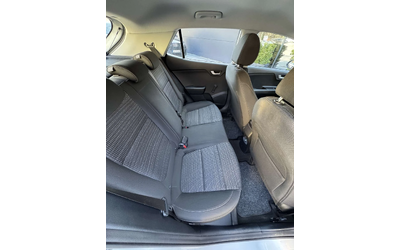 Kia Stonic - автомобили, коли, обяви за нови и употребявани 10