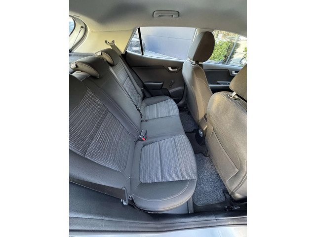 Kia Stonic - автомобили, коли, обяви за нови и употребявани 10