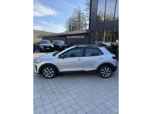 Kia Stonic - автомобили, коли, обяви за нови и употребявани 3