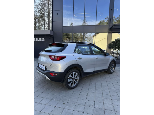 Kia Stonic - автомобили, коли, обяви за нови и употребявани 6