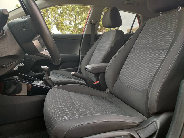 Kia Stonic EX - автомобили, коли, обяви за нови и употребявани 7