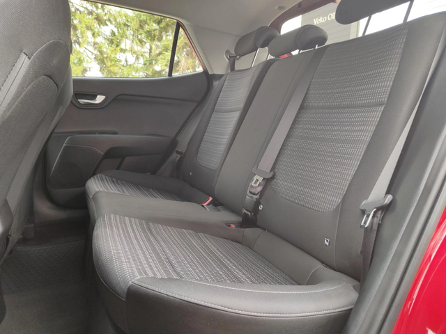 Kia Stonic EX - автомобили, коли, обяви за нови и употребявани 8