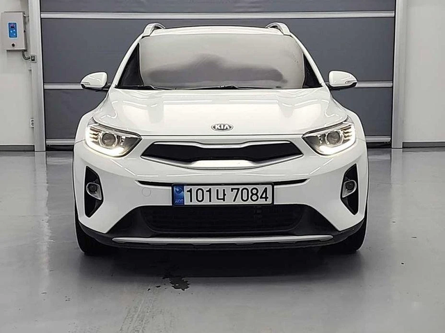 Kia Stonic Diesel 1.6 Prestige * НАЙ-ДОБРА ЦЕНА В БЪЛГАРИЯ* - автомобили, коли, обяви за нови и употребявани 1