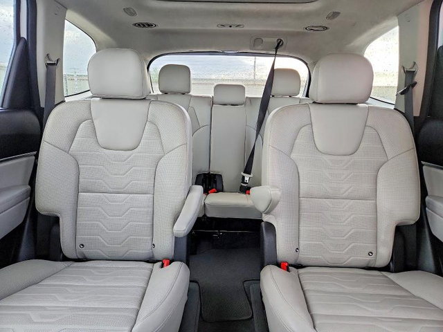 Kia Telluride 3.8L 6 ALL WHEEL DRIVE - автомобили, коли, обяви за нови и употребявани 9