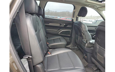 Kia Telluride 3.8L 6 Front Wheel Drive - автомобили, коли, обяви за нови и употребявани 10