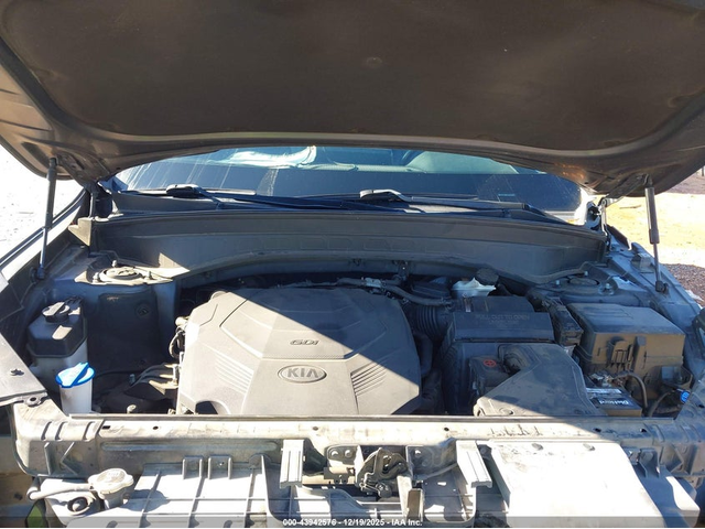 Kia Telluride 3.8L V-6 DI, DOHC, VVT, 291HP All Wheel Drive - автомобили, коли, обяви за нови и употребявани 9